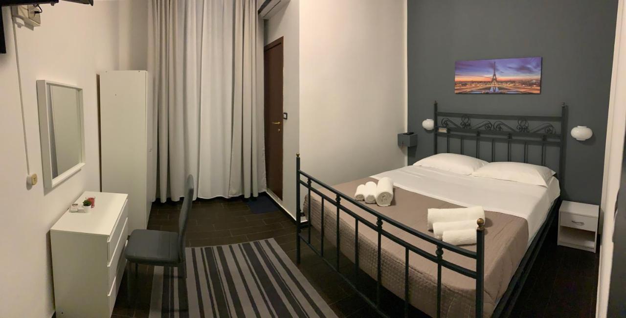 Hotel Neyra Beach 里米尼 外观 照片