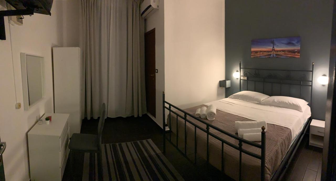 Hotel Neyra Beach 里米尼 外观 照片